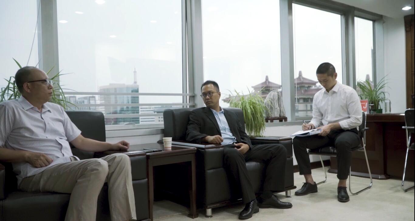 北京亮星辰文化傳播有限責任公司正式聘請 浩云律師團隊作為企業(yè)法律顧問